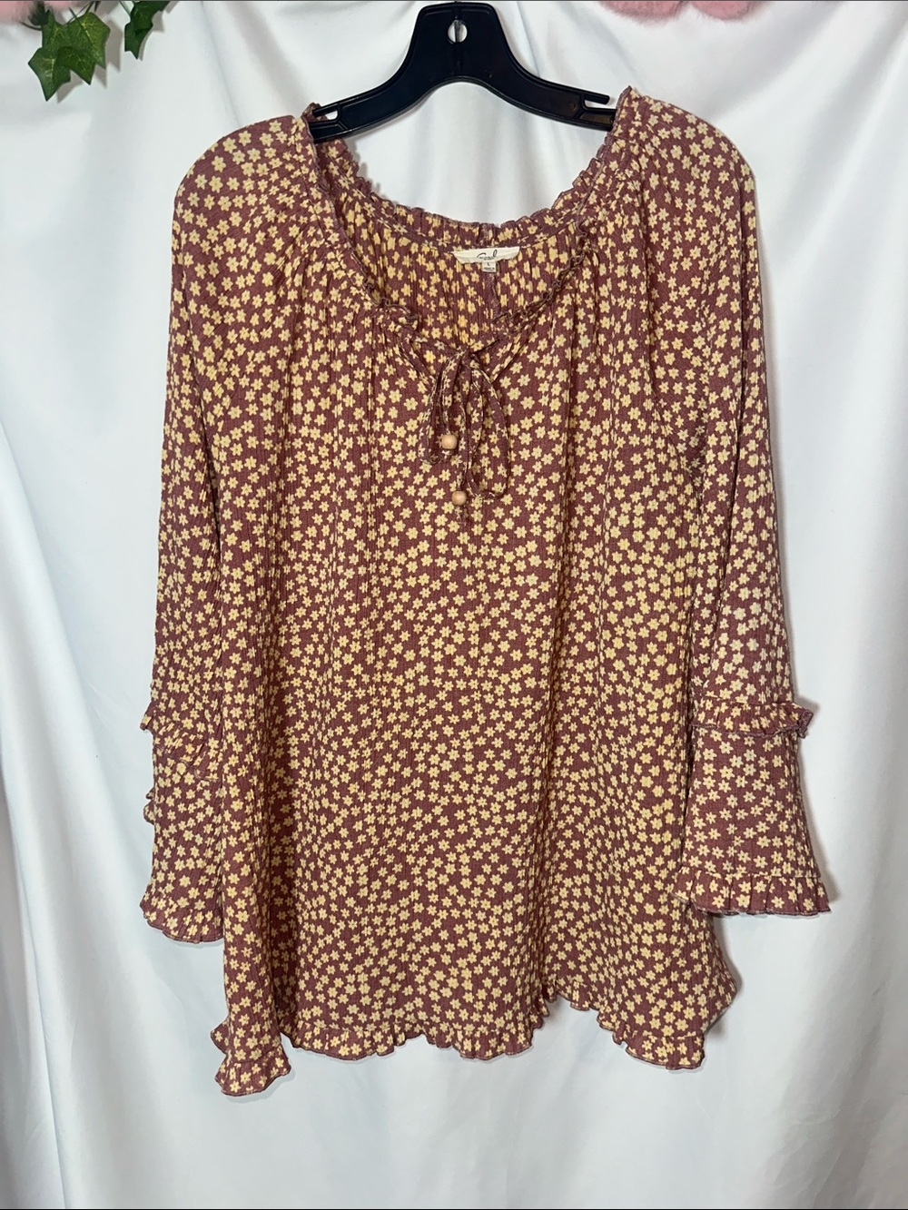 easel Maroon Floral Tie-Neck Peasant Top